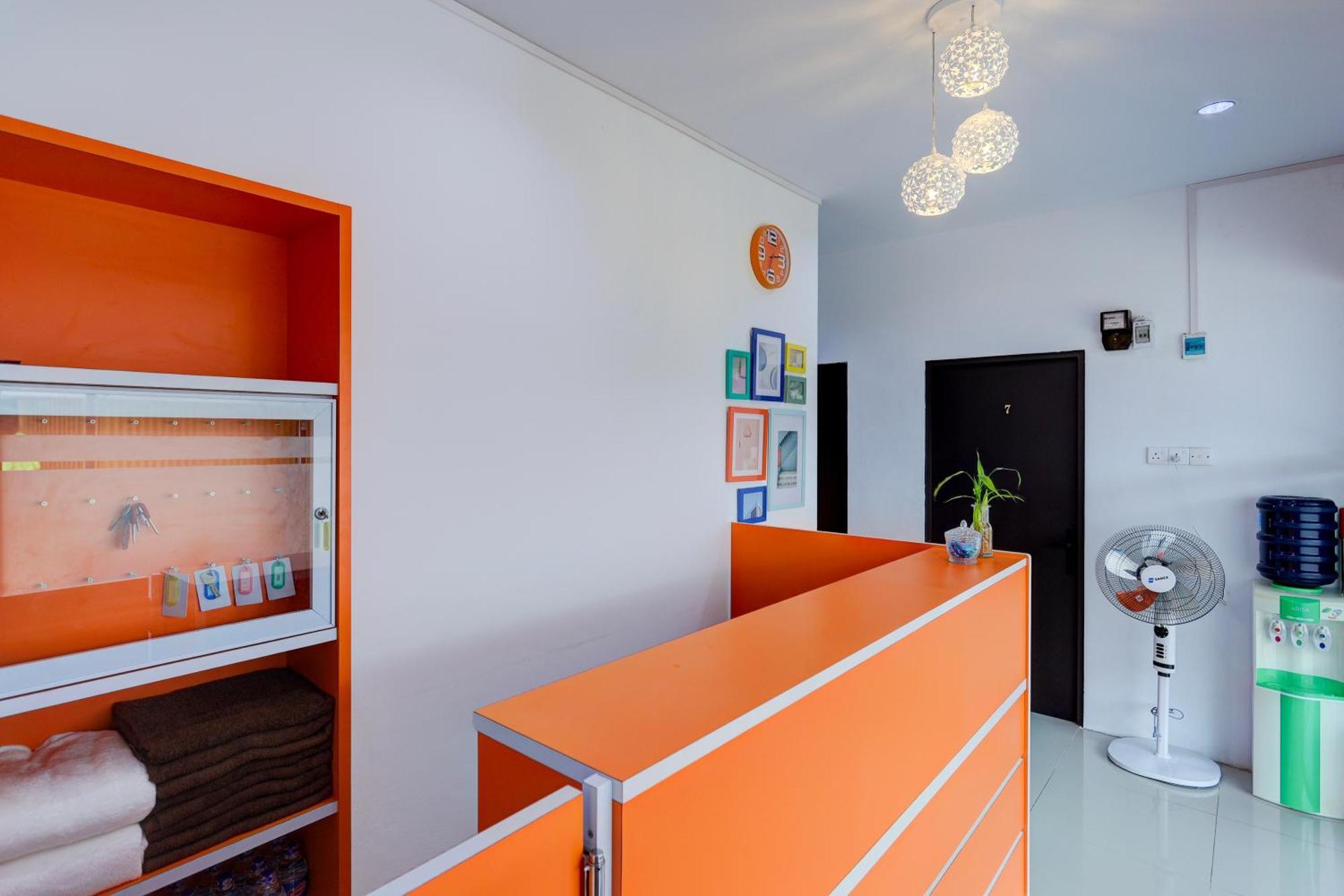 Super Oyo Capital O 93076 Batam Backpacker Guesthouse 2 Pembunuh Eksteriør bilde